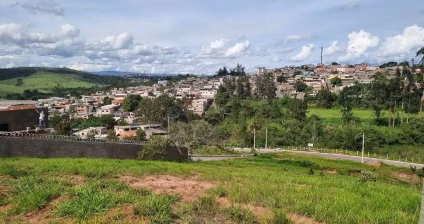 Terreno em condomínio fechado à venda na Rua Nair Bruno de Oliveira, 12, Vila Veneza, Conselheiro Lafaiete