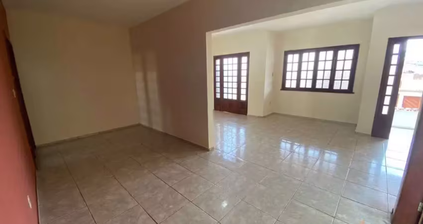 Casa em condomínio fechado com 4 quartos à venda na Rua Olevino Tolentino Duarte, 240, Rochedo, Conselheiro Lafaiete