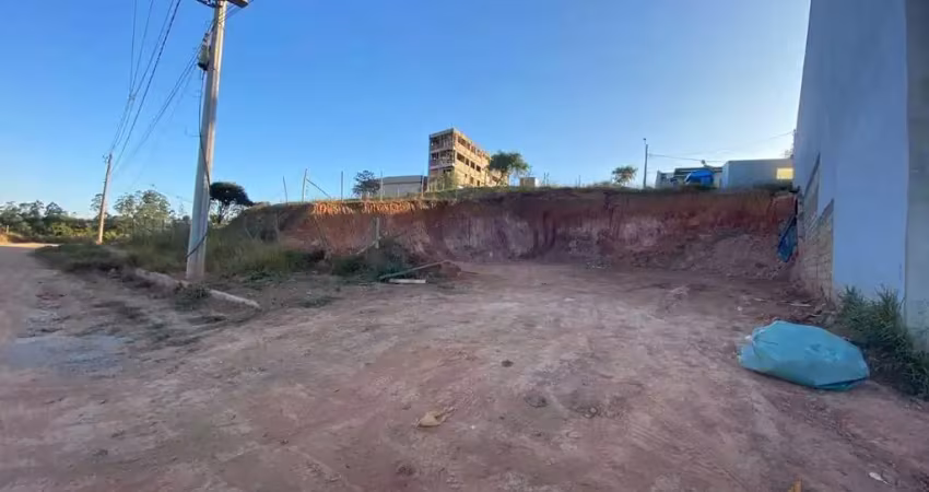 Terreno em condomínio fechado à venda na Rua Antônio Aureliano de Rezende, 2, Parque Recanto da Hípica, Conselheiro Lafaiete