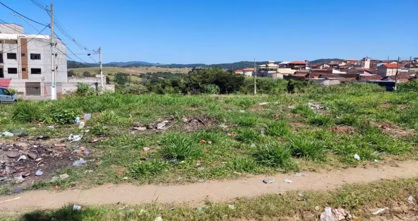 Terreno à venda na Rua Adolfo Siqueira, 1, Parque Bandeirantes, Conselheiro Lafaiete