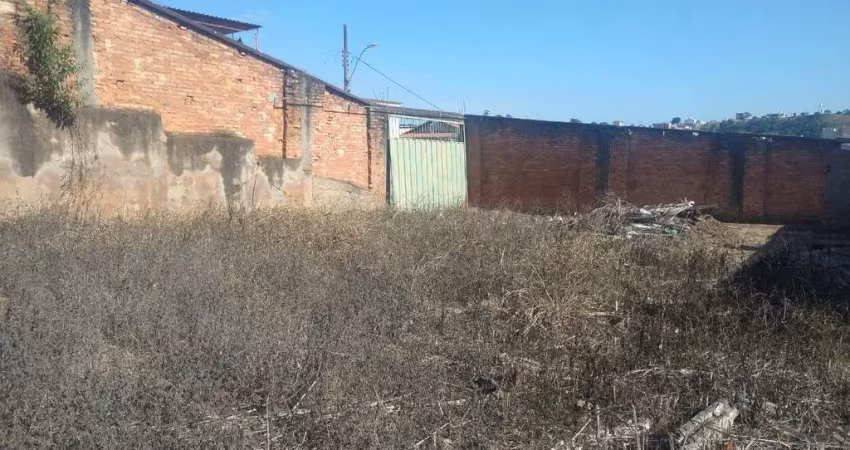Terreno em condomínio fechado à venda na Rua Maria Elizena Vieira, 285, São Dimas, Conselheiro Lafaiete