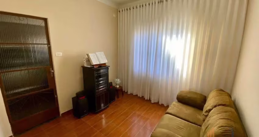 Casa com 3 quartos à venda na Rua João Venâncio Batista, 240, Chapada, Conselheiro Lafaiete