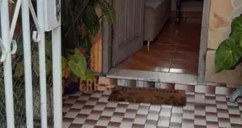 Casa em condomínio fechado com 3 quartos à venda na Rua Rodolfo Ambront, 381, Carijós, Conselheiro Lafaiete