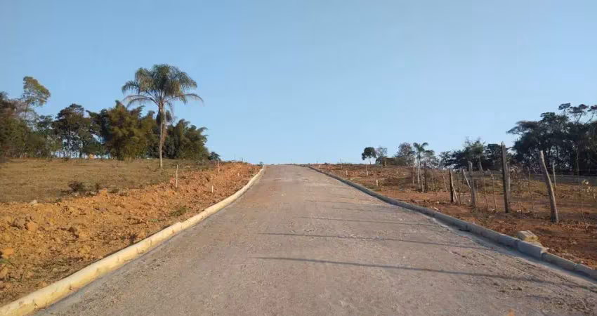 Terreno em condomínio fechado à venda no Rancho Novo, Conselheiro Lafaiete 