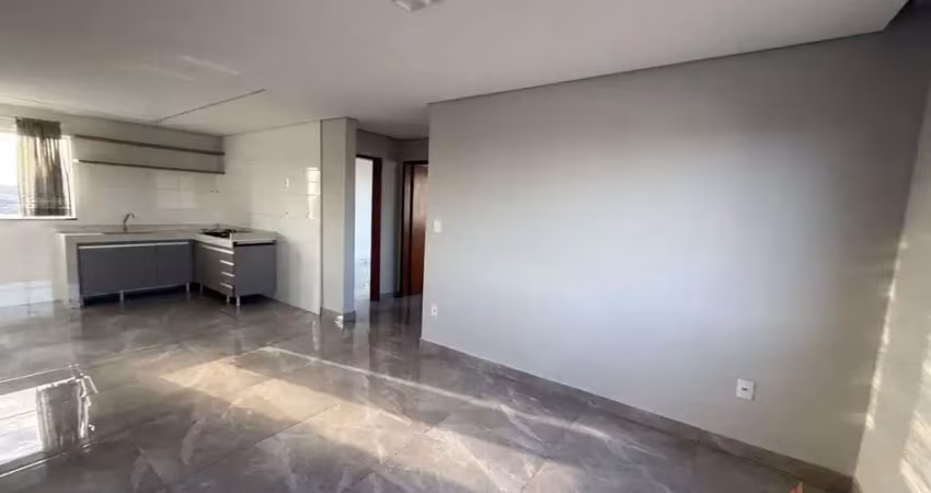 Cobertura com 2 quartos para alugar na Rua Vereador Ruy Franco, 120, Novo Horizonte, Conselheiro Lafaiete