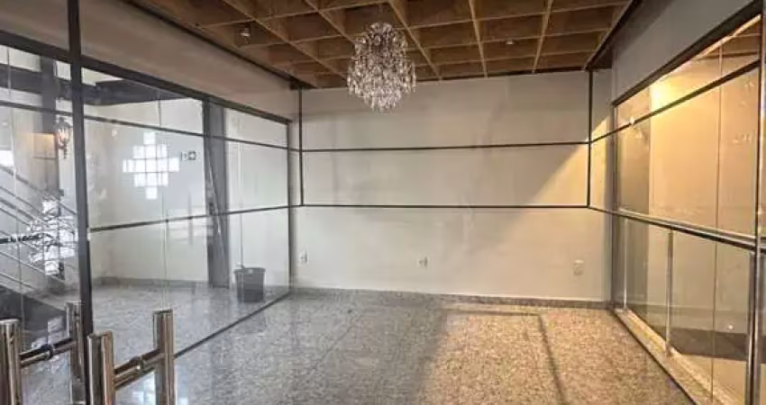 Sala comercial para alugar na Rua Tavares de Melo, 311, Centro, Conselheiro Lafaiete