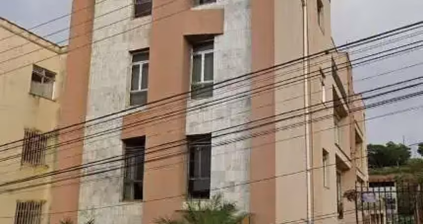 Apartamento com 3 quartos para alugar na Avenida Professor Manoel Martins, 657, Campo Alegre, Conselheiro Lafaiete