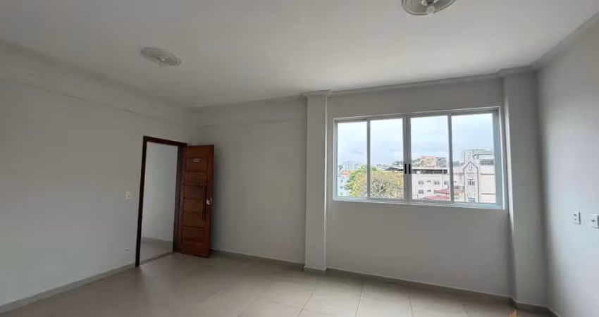 Apartamento com 3 quartos para alugar na Rua Narciso Junior, 115, Campo Alegre, Conselheiro Lafaiete