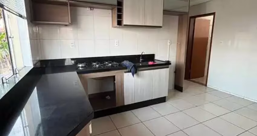Cobertura com 3 quartos para alugar na Rua Alexandrina Nogueira de Queiroz, 678, São João, Conselheiro Lafaiete
