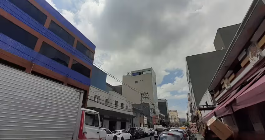 Centro do brás  prédio comercial ao lado da feirinha da madrugada 2 elevador de carga 4 pavimentos