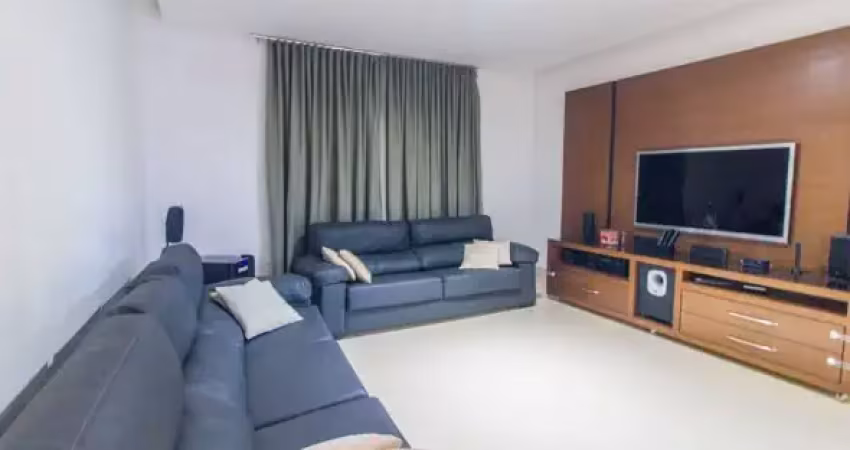 Casa com 3 quartos à venda na Rua Major José Moreira Matos, 75W, Vila Galvão, Guarulhos