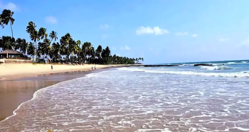 Vendo apartamento com 2 quartos sendo uma suíte em carneiros pé na areia