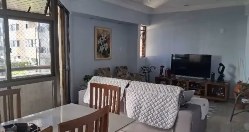 Apartamento em tambaú com 3 quartos sendo 1 suíte próximo à praia