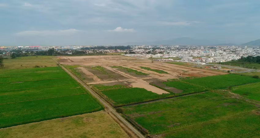 Terreno escriturado no residencial galápagos – tijucas/sc  quitado