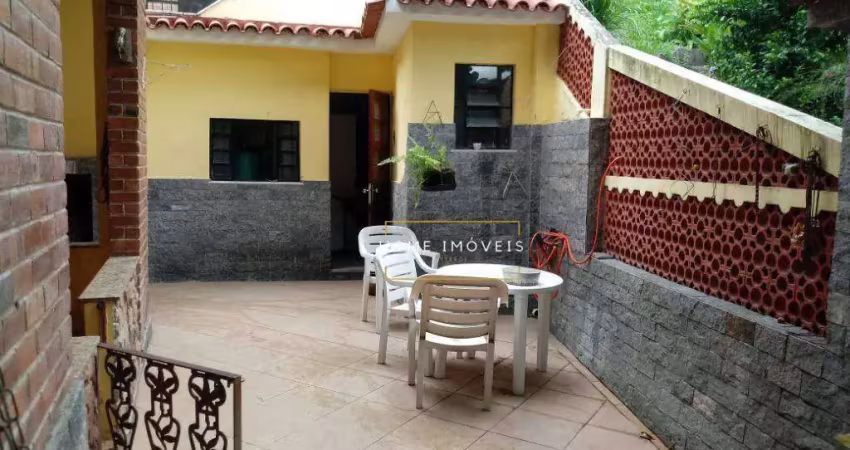 Ótima casa com 3 dormitórios à venda, sendo 1 suíte, 173 m² por r$ 420.000 - fonseca - niterói/rj