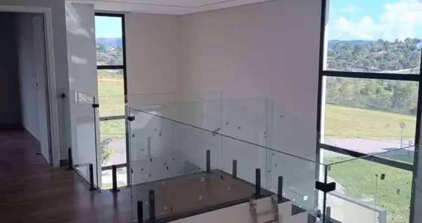 3 suites um com closet no condominio santa monica em caçapava - sp
