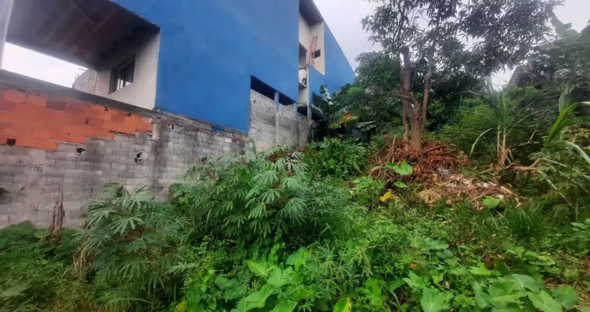 Terreno ideal para construir a casa dos seus sonhos! ótima localização. 