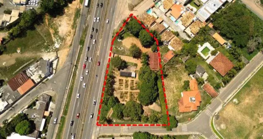 Terreno para venda com 3.576 m² em frente a estrada do coco.