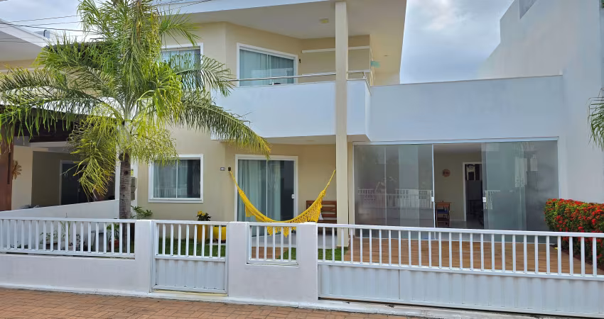 Linda casa  de 4/4 no condomínio foz do joanes em buraquinho