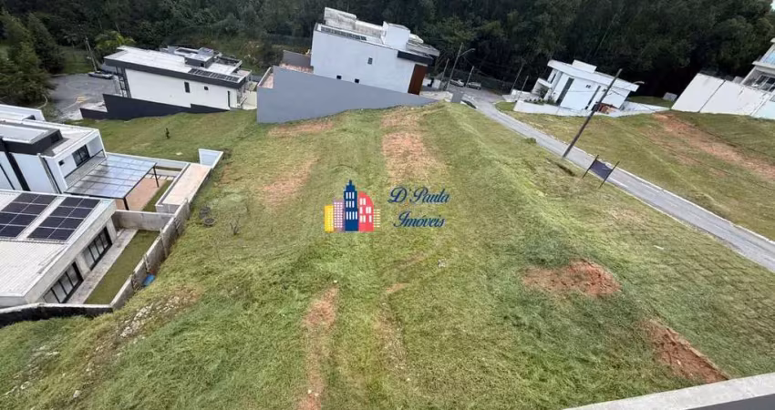 Terreno no condomínio morada da serra, 384m². parcelamento direto com o proprietário.