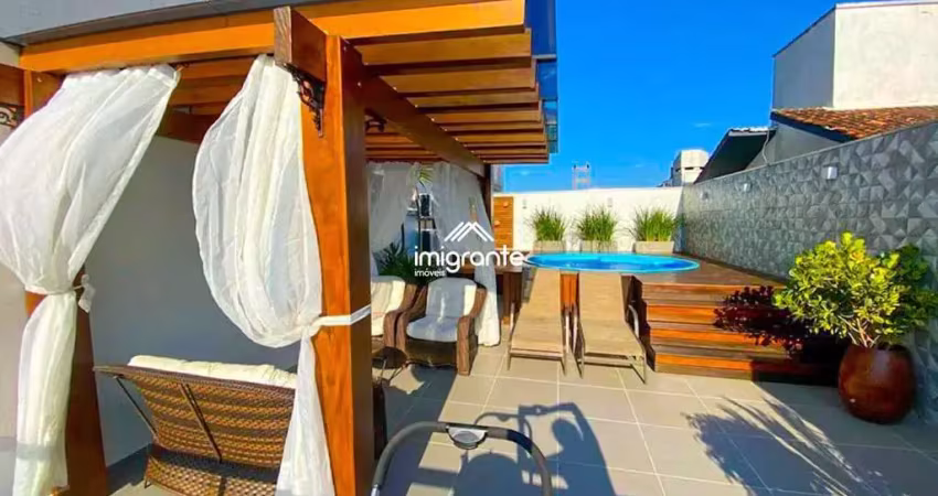 Belíssimo apartamento mobiliado com terraço e piscina no centro da cidade