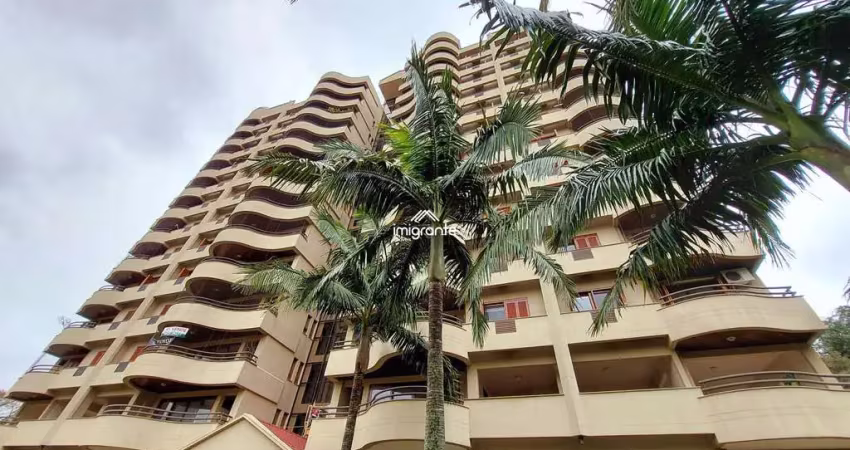 Apartamento lindamente mobiliado e decorado em frente ao colégio mauá
