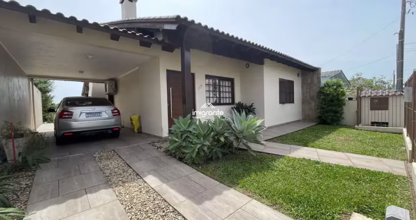 Alvenaria com 3 dormitórios, espaço gourmet amplo, jardim e piscina no bairro sa