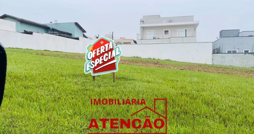 Terreno em condomínio fechado à venda no Condomínio Terras do Vale, Caçapava 
