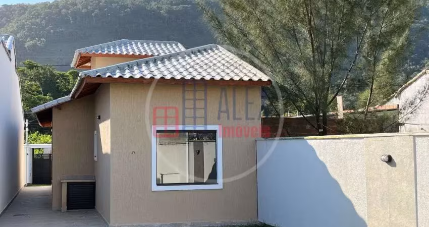 Casa de alto padrao com 2 dormitorios e edicula no barroco, marica