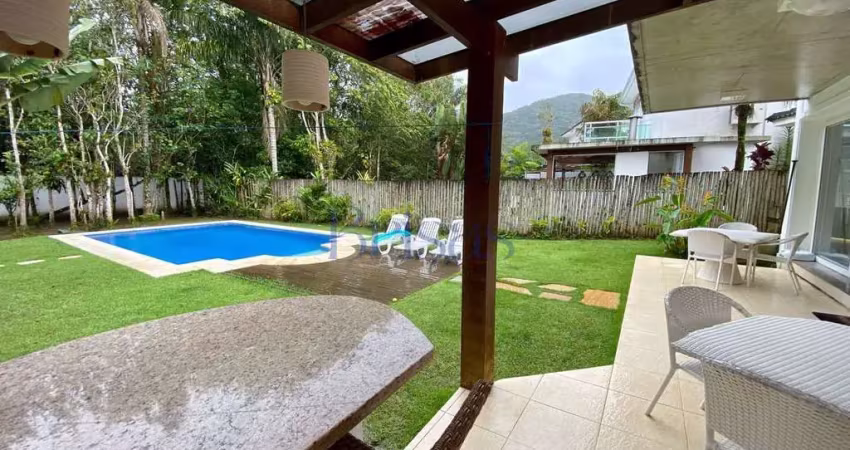 Casa com 6 quartos à venda no Baleia, São Sebastião 
