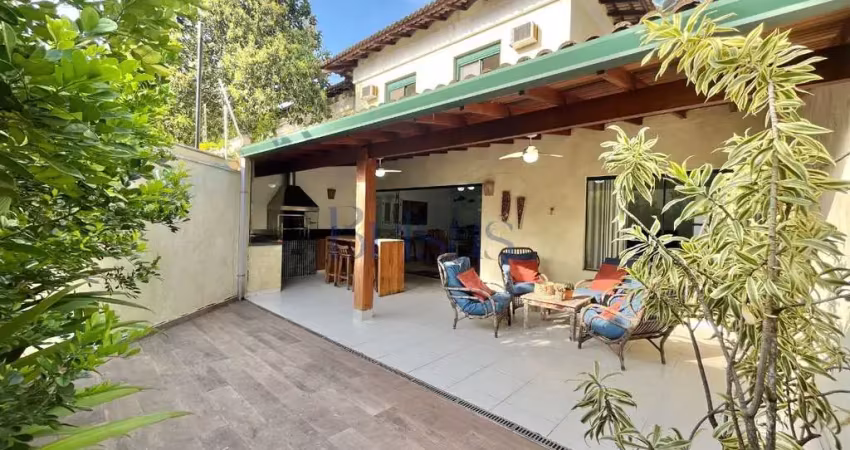 Casa em condomínio fechado com 4 quartos à venda na Barra do Sahy, São Sebastião 