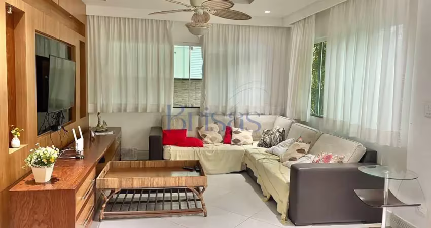 Casa em condomínio fechado com 3 quartos à venda no Maresias, São Sebastião 