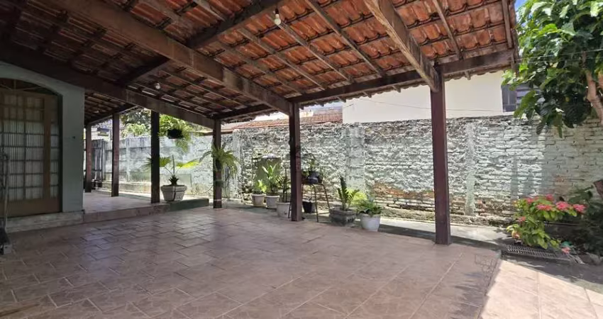 Casa comercial à venda no Brasiléia, Betim 