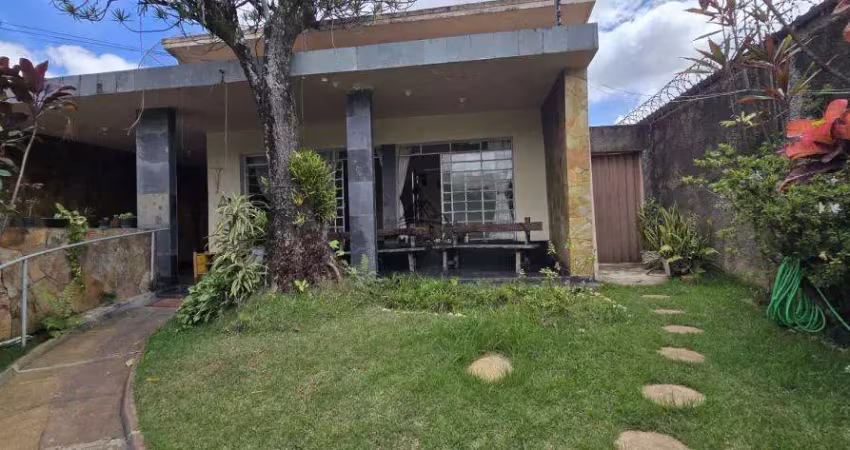 Excelente casa comercial no centro de betim, com área do terreno de 780m²