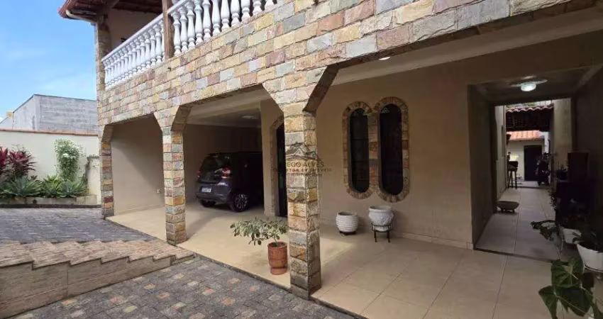 Excelente casa 3 quartos 4 vagas de garagem  guanabara-betim