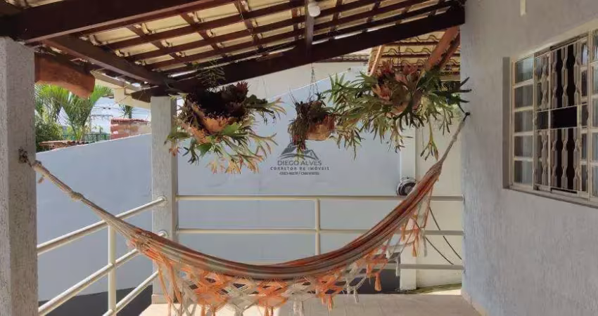 Excelente casa 2 quartos 3 vagas garagem marimbá betim