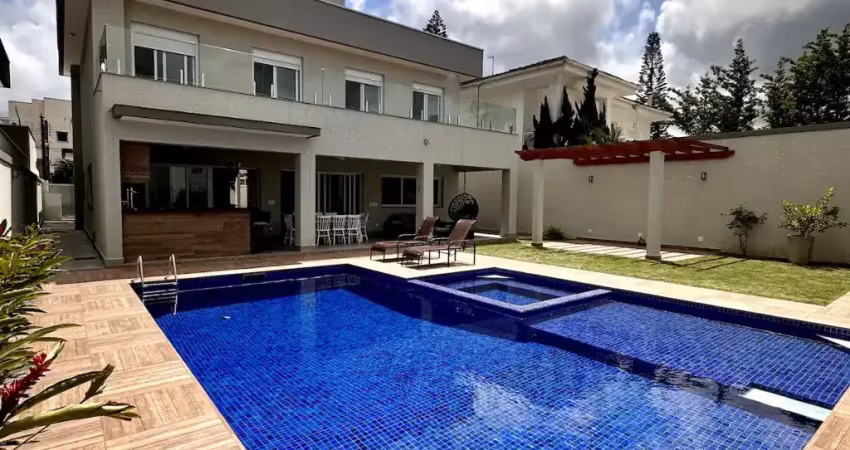 Casa com 340 metros², 3 quartos, piscina e churrasqueira em maringá - pr