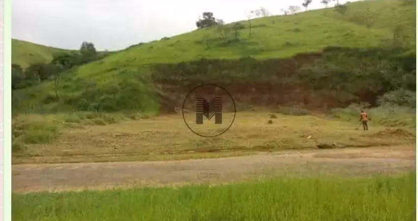 Terreno com perfil para chácara muito próximo ao centro em bairro residencial!!!!!