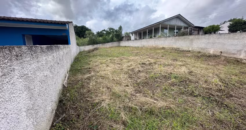 Lote 12x30 todo murado no bairro queimados 2, plano, meio de quadra