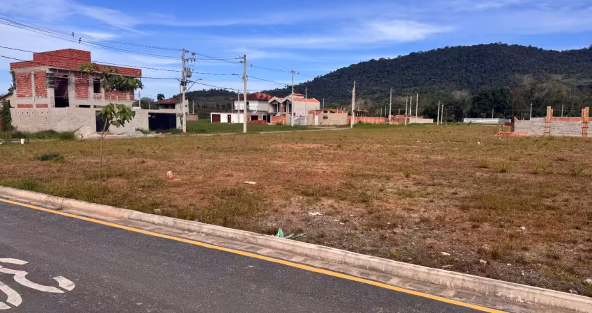 Loteamento com toda infraestrutura - poucos minutos do centro - parcelamento direto - lotes a partir 250m²