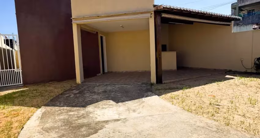 Casa a venda em condomínio em nova parnamirim, entre a abel cabra e a petra kelly.