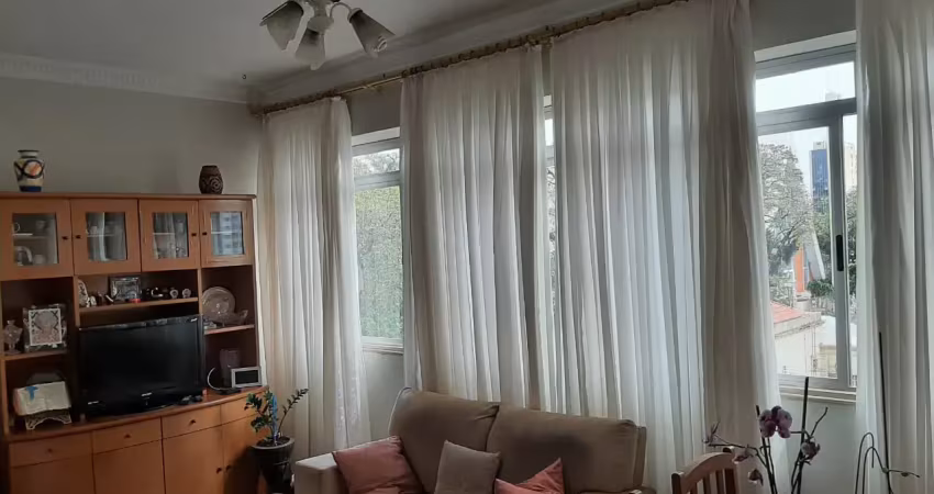 Apartamento amplo e espaçoso no cartão postal central da cidade!