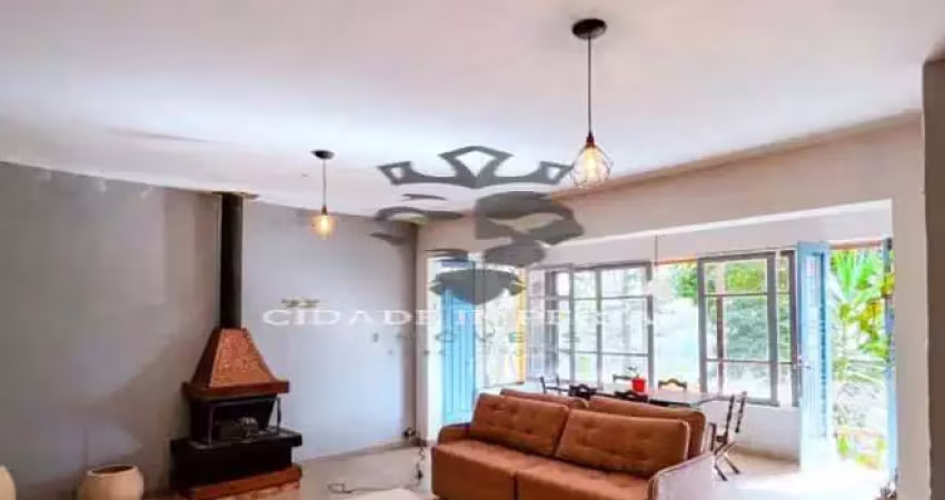 Oportunidade só r$ 700.000,00 vendo linda casa em araras petrópolis casa com 3 quartos jardim amplo