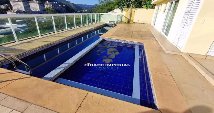 Itaipava/bonsucesso casa em condomínio alto padão com piscina 5 quartos