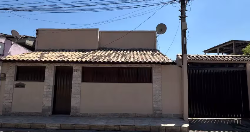 Casa espaçosa e reformada com suíte e closet no kennedy, nova iguaçu - aceita financiamento!
