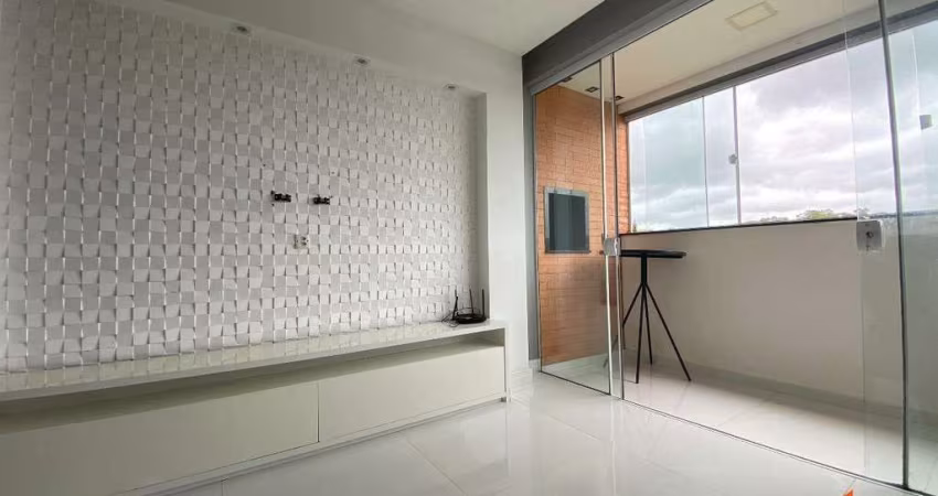Apartamento com 02 dormitórios no Floresta.