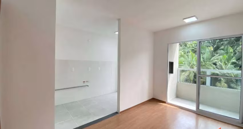 Apartamento com 02 dormitório no floresta joinville.
