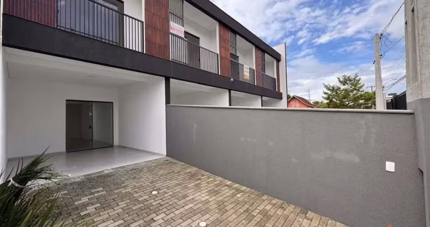 Casa com 3 quartos no Iririú em Joinville