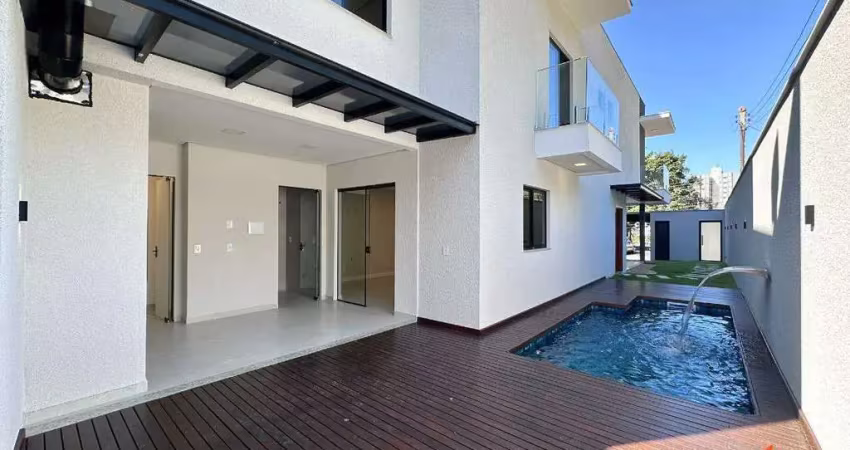Casa com 3 quartos à venda na Rua Recreativa Antárctica, 40, América, Joinville