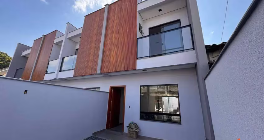 Casa com 3 quartos no Guanabara em Joinville